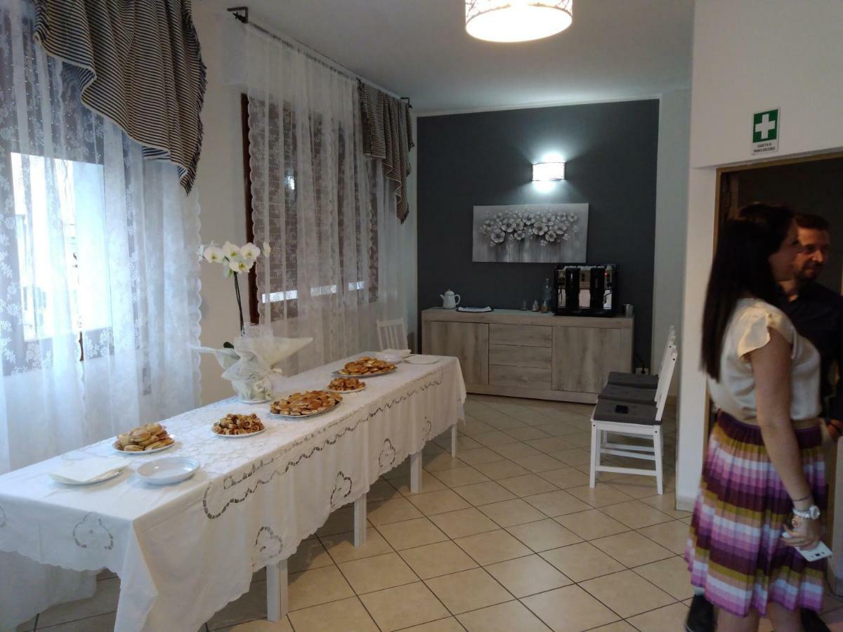 La Fenice Hotel 蒙特卡蒂尼泰尔梅 外观 照片