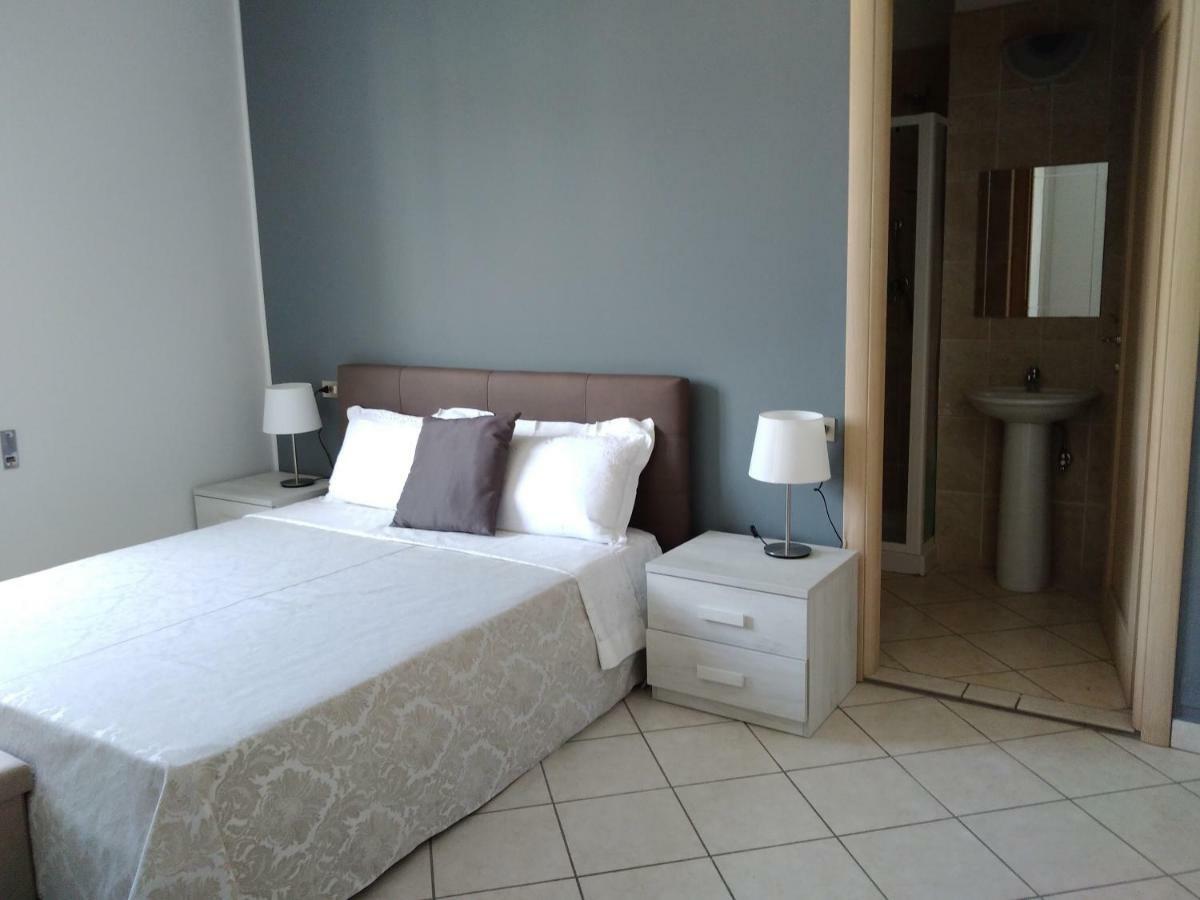 La Fenice Hotel 蒙特卡蒂尼泰尔梅 外观 照片